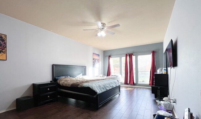 Building Photo - 10419 Avalon Rdg