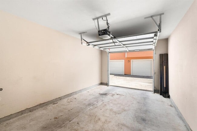 Building Photo - 1601 Miriam Ave