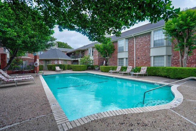 Building Photo - 7920 Rockwood Ln