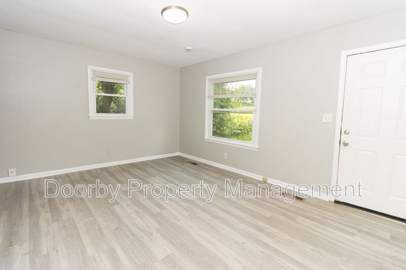 Building Photo - 1220 Arlington Ave
