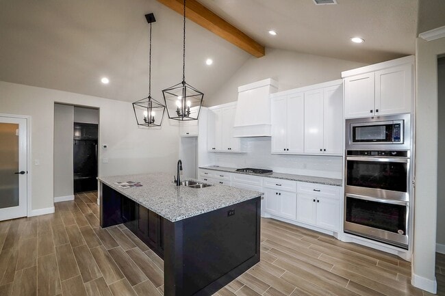 Building Photo - 3251 Tulsa Dr