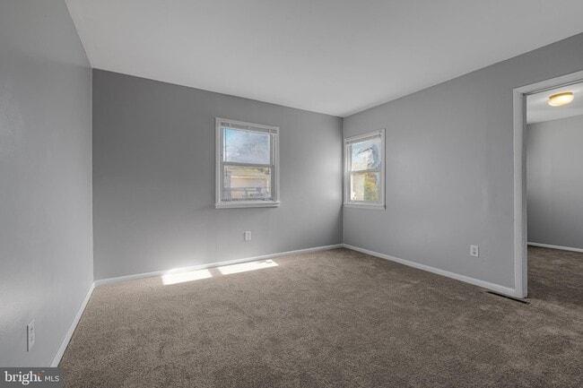 Building Photo - 816 Lincoln St