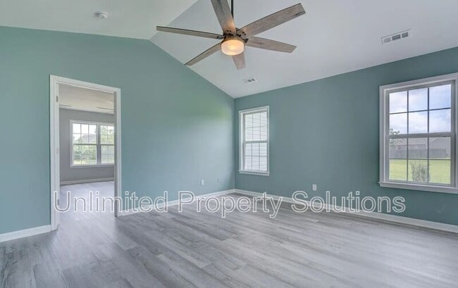 Building Photo - 7518 Whitney Dr