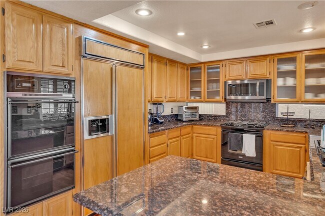 Building Photo - 2217 Harbor Cliff Dr