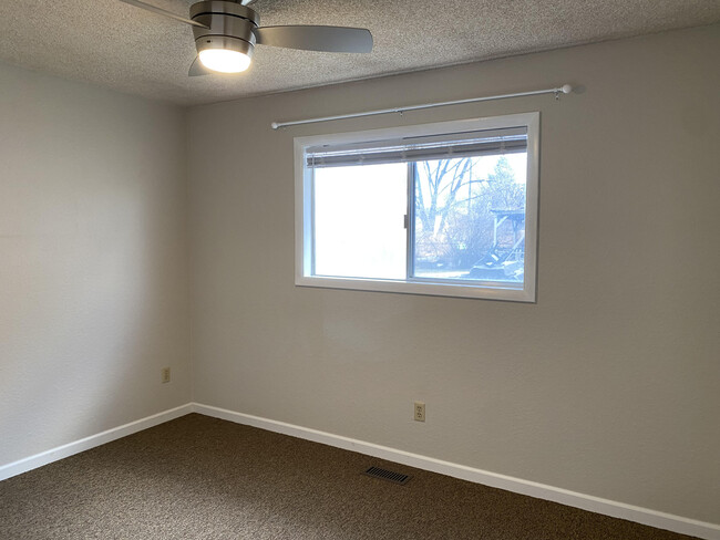 Bedroom 2 - 4048 N Patton Ave