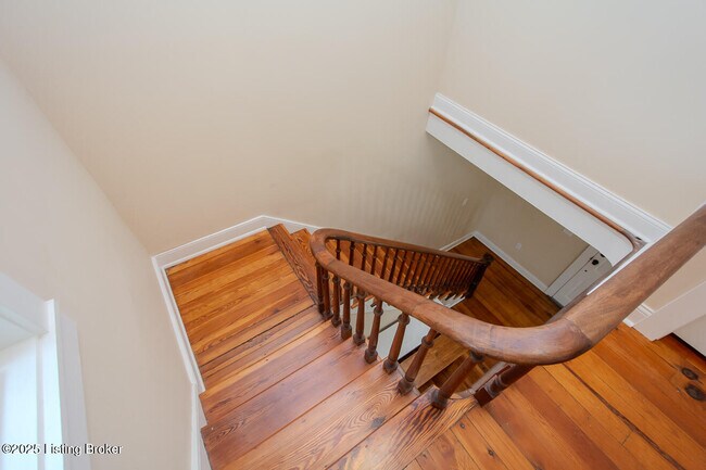 Building Photo - 6209 Applegate Ln