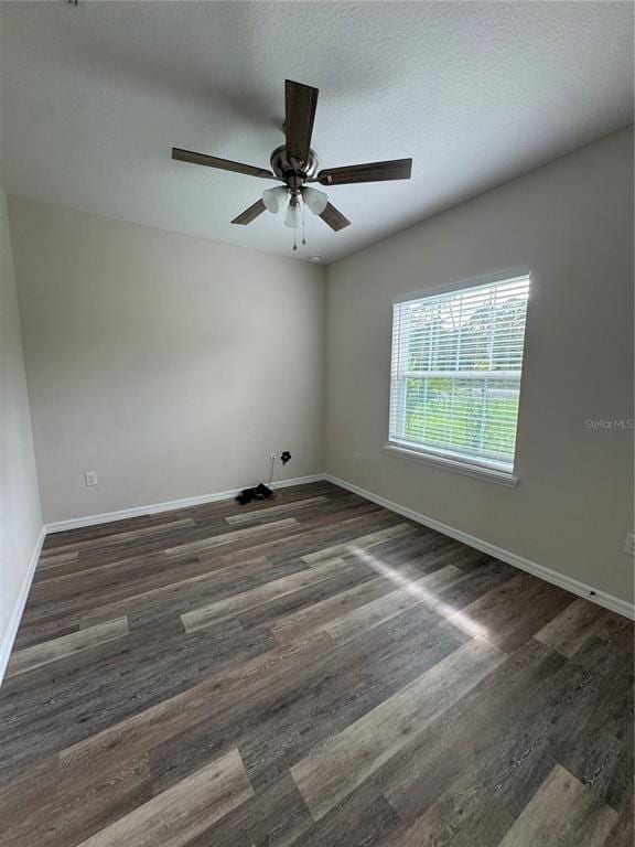 Building Photo - 41346 Persimmon St
