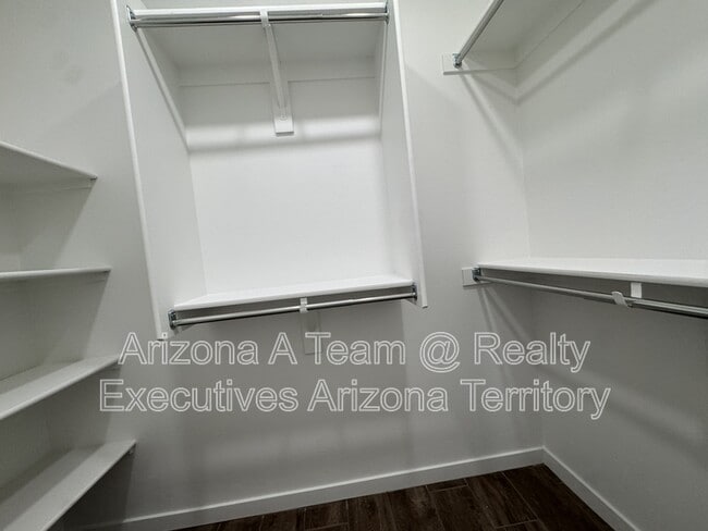 Building Photo - 2130 N Ralph Ave