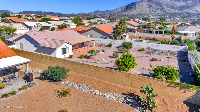 Building Photo - 65685 E Rocky Trail Dr