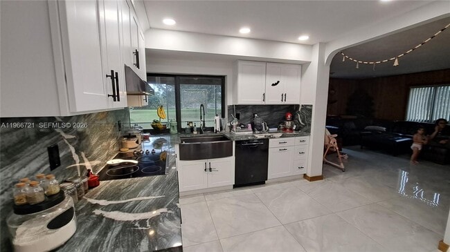 Building Photo - 23700 SW 207th Ave