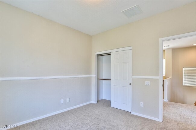 Building Photo - 2687 Bothwell Pl