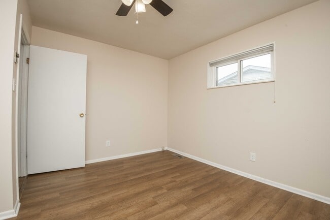 Building Photo - 3051 Dow Dr