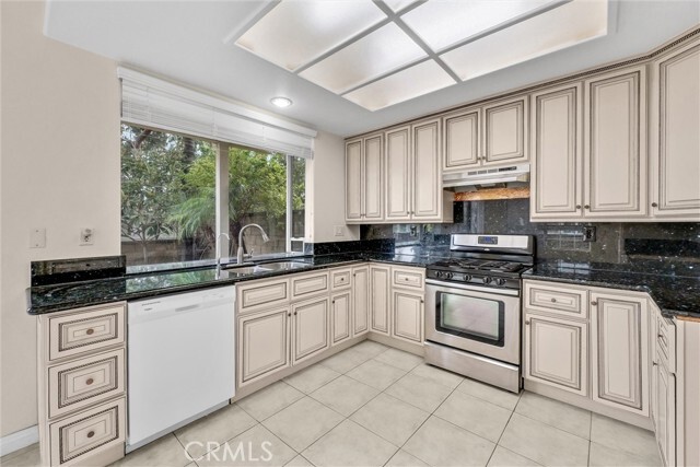 Building Photo - 81 Gauguin Cir