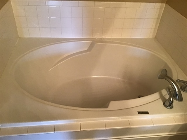 Building Photo - 942 Sheets Ct