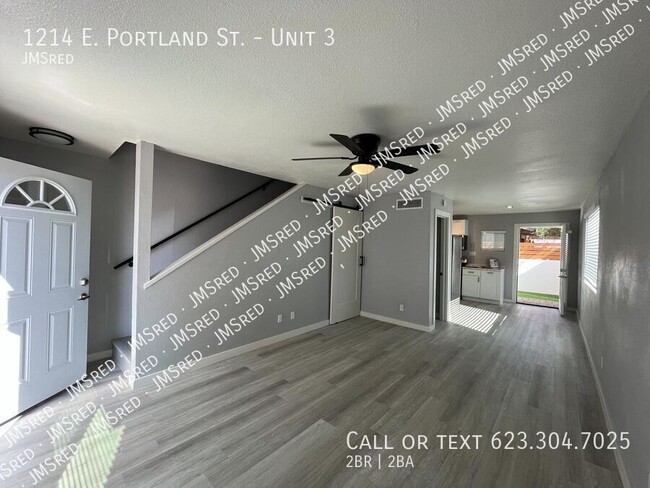 Building Photo - COMING SOON: Luxuriously Renovated 2br/1.5...