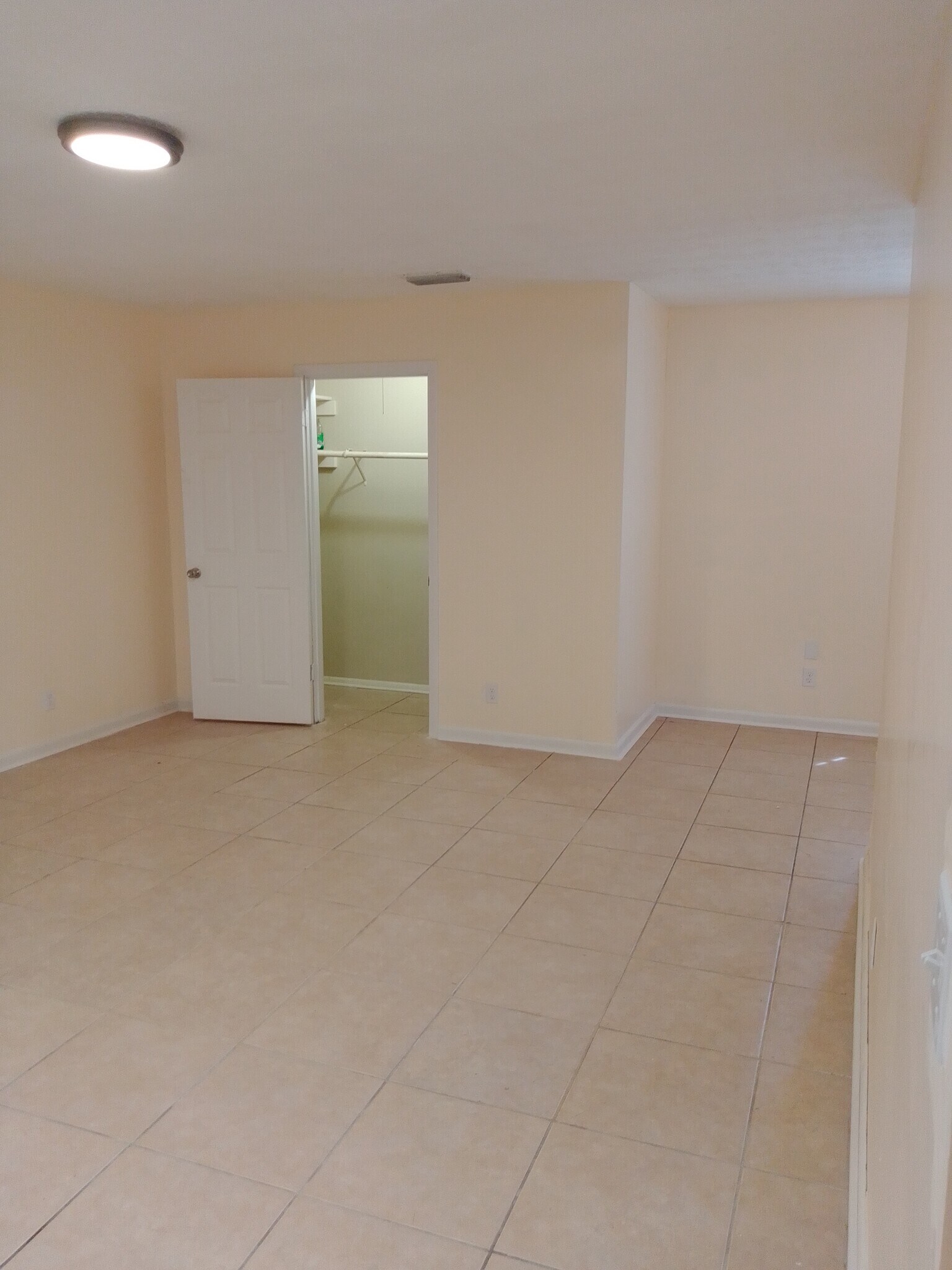 Building Photo - 2537 Chris Ct