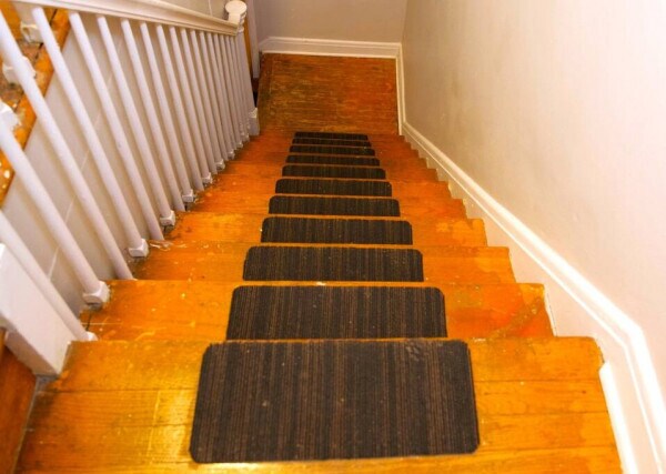 Building Photo - 1544 Oakridge Rd