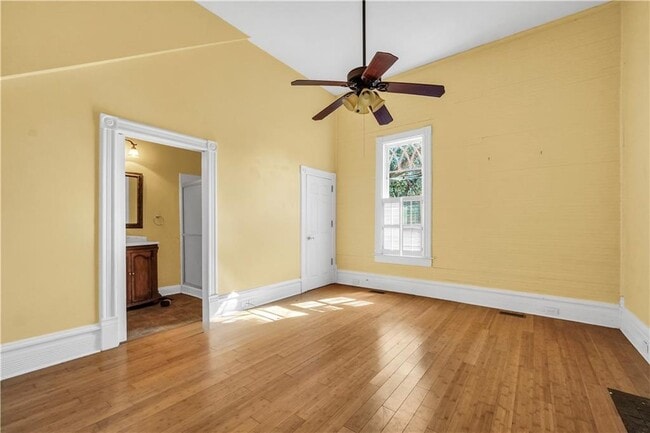 Building Photo - 265 Kudzu St