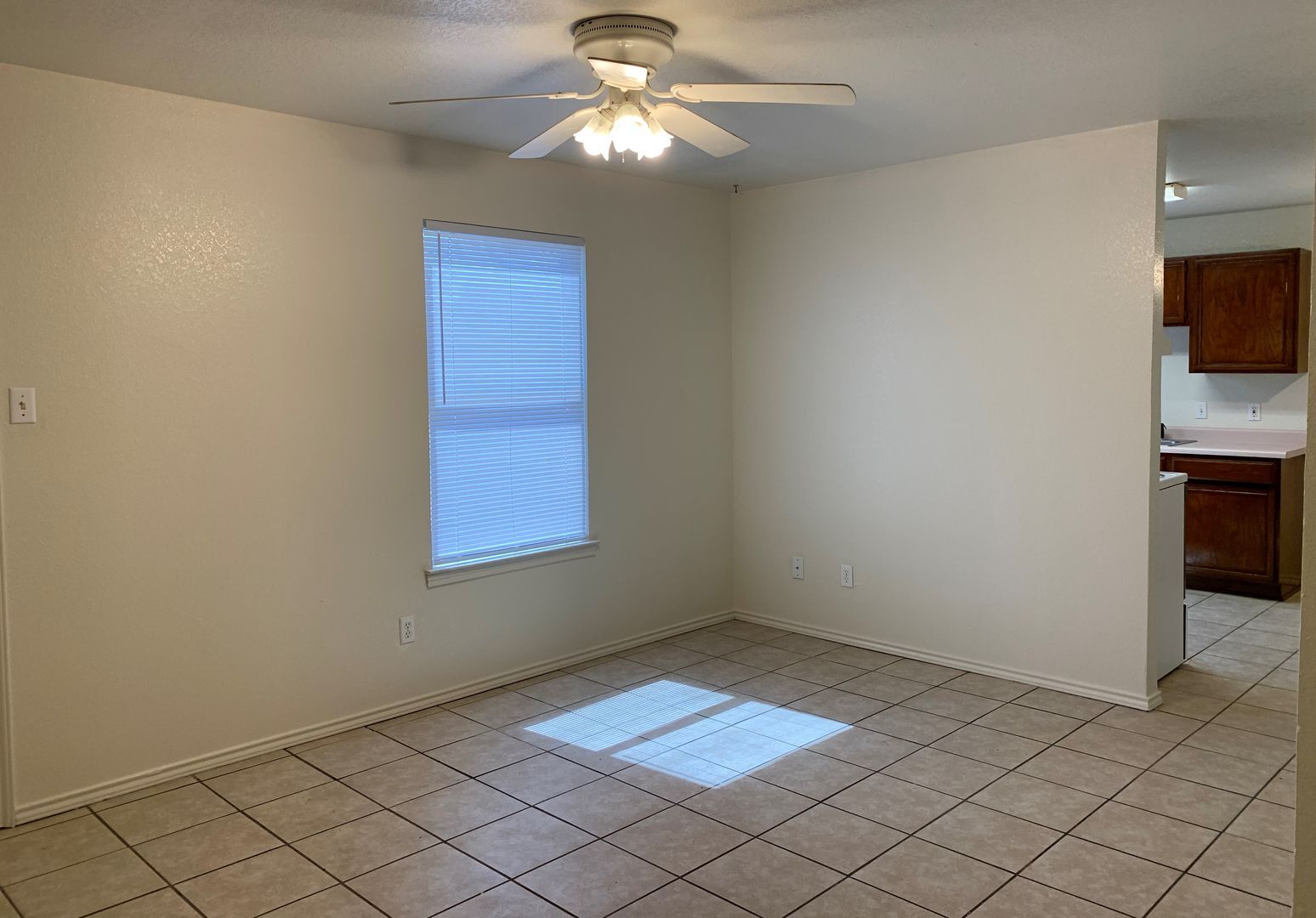 Building Photo - 1708 Benttree Dr