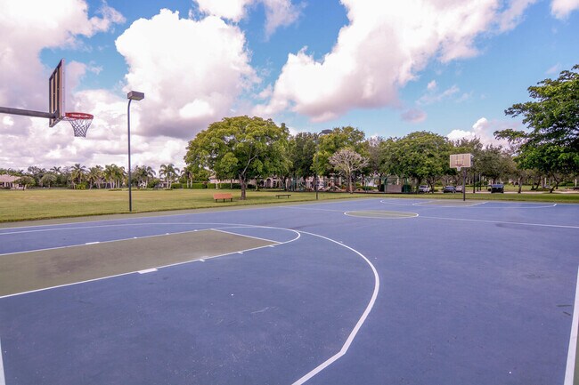 Building Photo - 4676 Manderly Dr