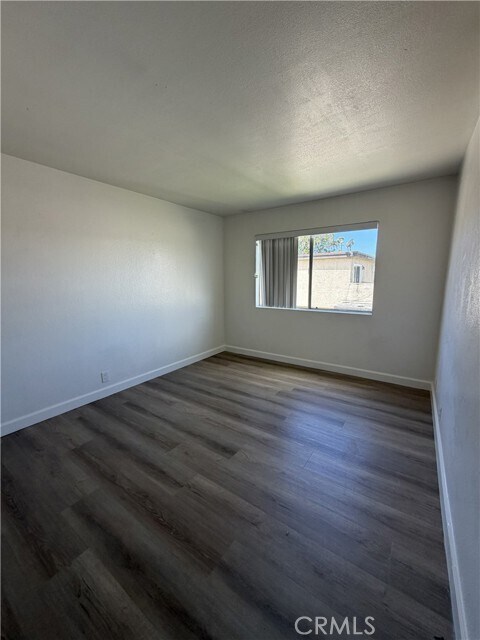 Building Photo - 7911 Glencoe Drive