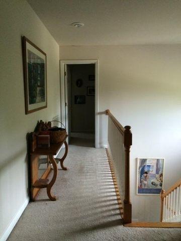 Building Photo - 560 Forest Hill Dr