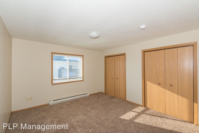 Building Photo - 3 br, 2 bath Apartment - 3577 13th Ave N