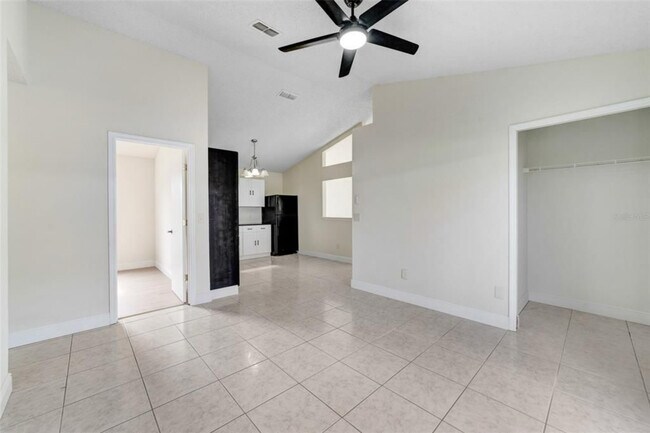 Building Photo - 1965 Teaberry Ct