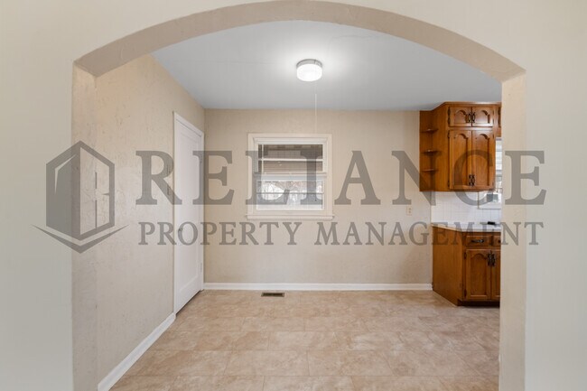 Building Photo - 1723 S Emporia Ave