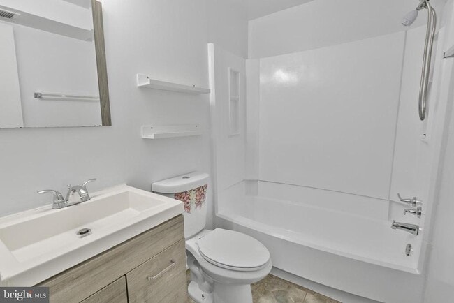 Building Photo - 8619 Welbeck Way