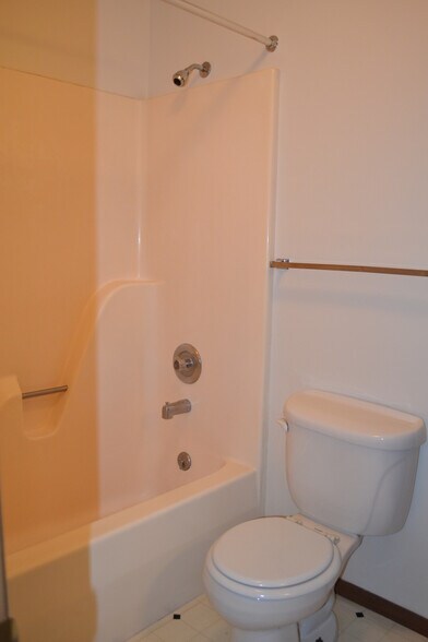 Building Photo - 1230 D St