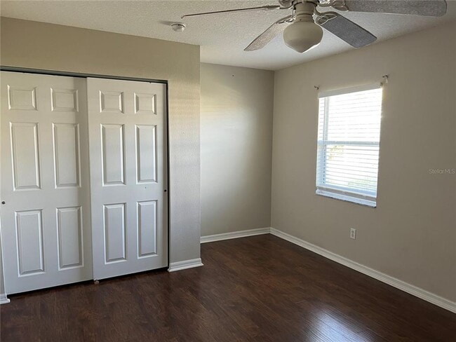 Building Photo - 1033 Willow Dr