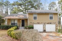 Building Photo - 2465 Fairway Cir SW