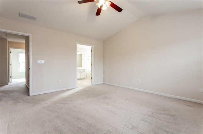 Building Photo - 910 Wendlebury Ct