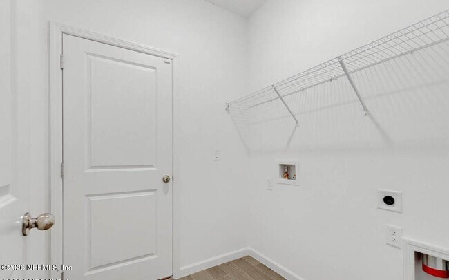 Building Photo - 53 Candlestick Cir