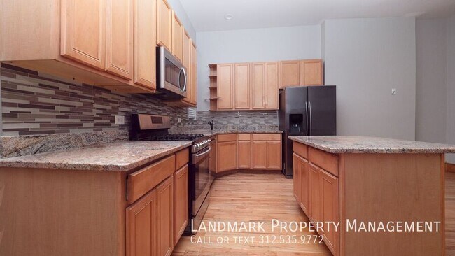 Building Photo - 4351 S St Lawrence Ave