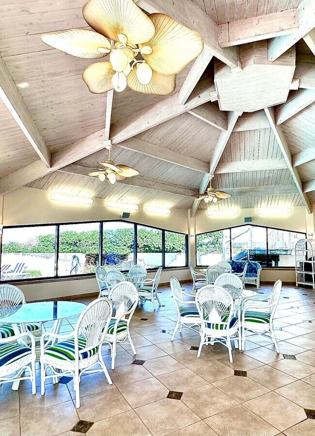 Building Photo - 3589 S Ocean Blvd