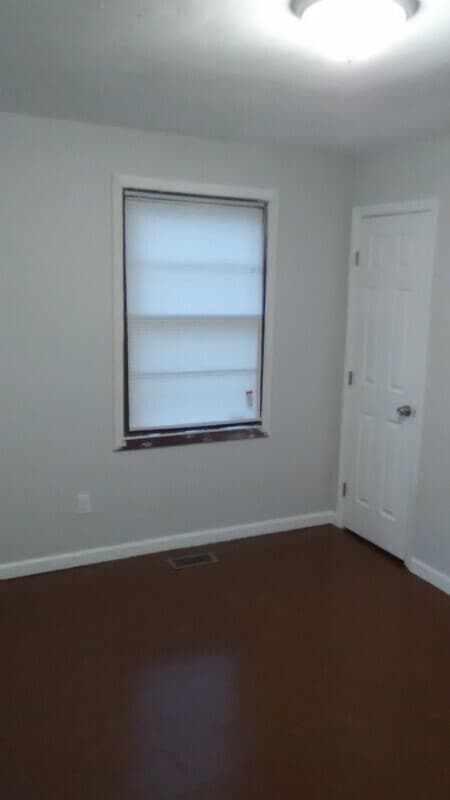 Building Photo - Noda East - 4207 Dinglewood Avenue