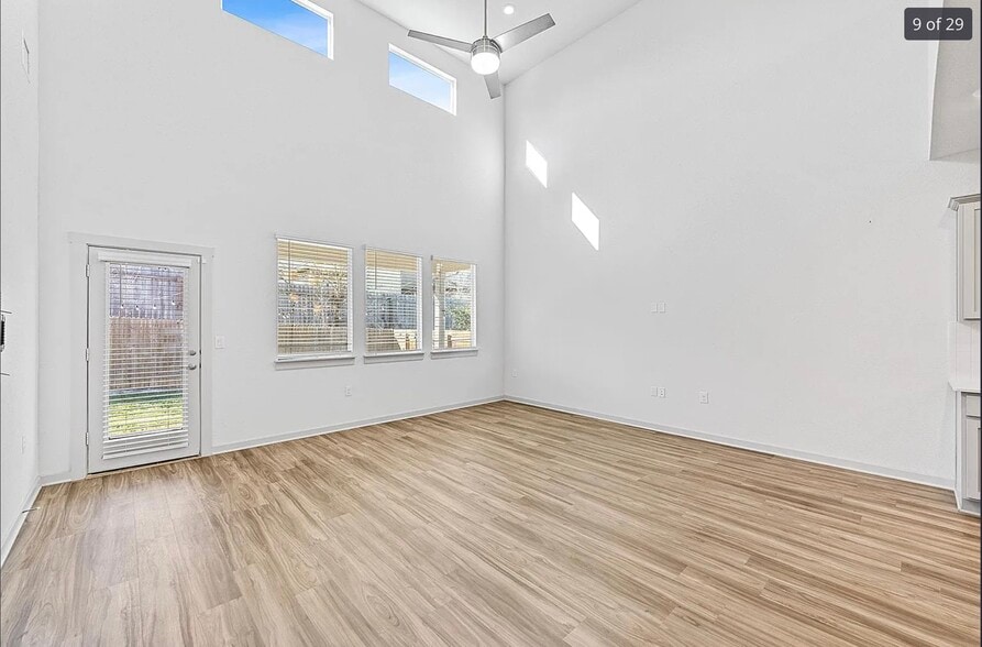 Building Photo - 14004 Lubeck Dr