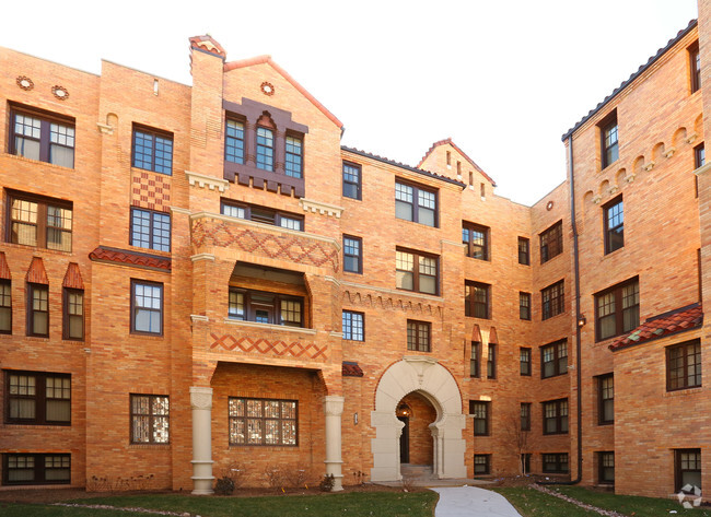 Building Photo - Coronado Square