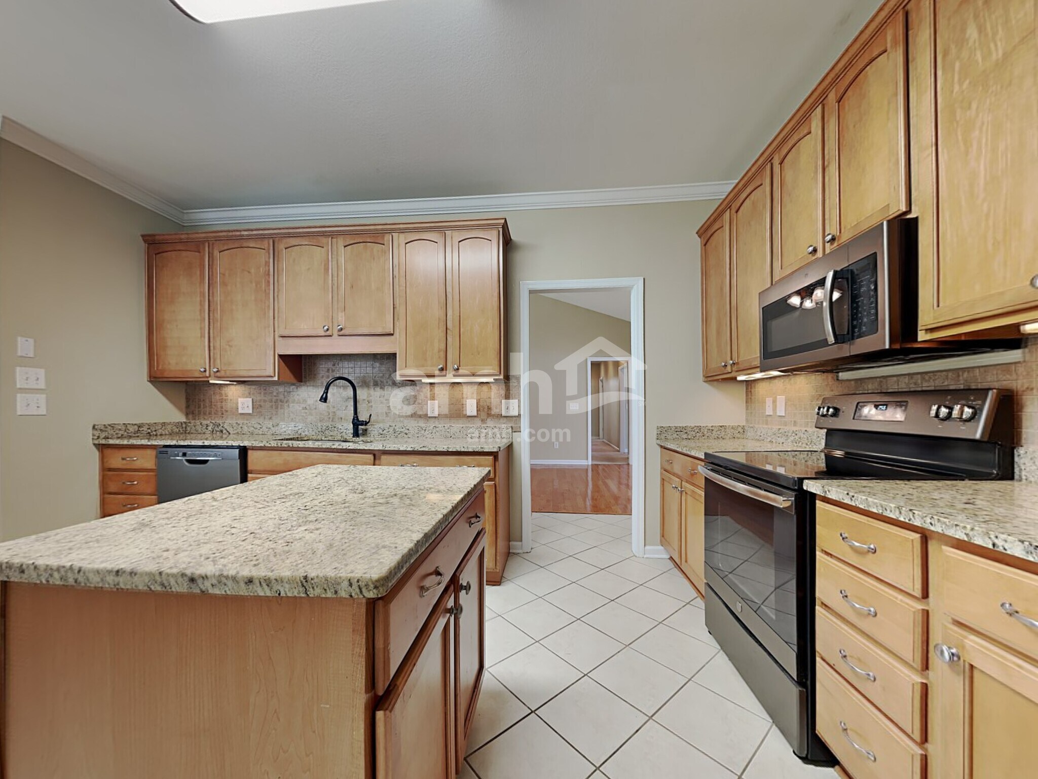 Building Photo - 1520 Paxton Dr