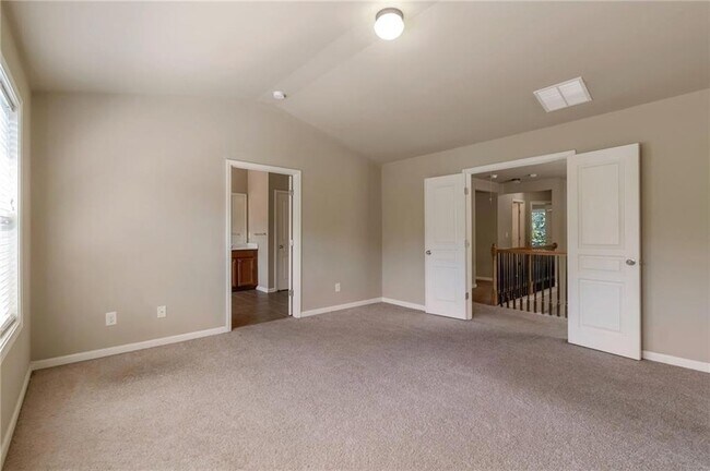 Building Photo - 2510 Thackery Ct