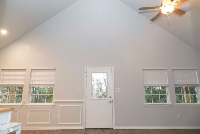 Building Photo - 3 br, 2 bath House - 7311 Farm to Market R...