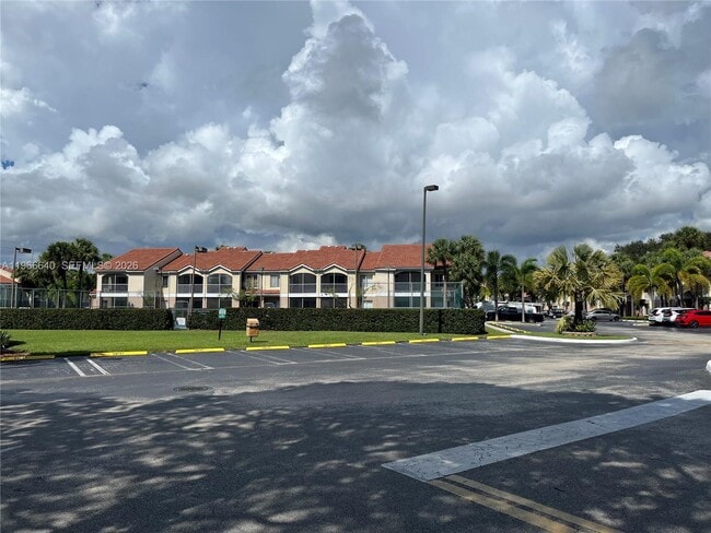 Building Photo - 815 Boynton Beach Blvd