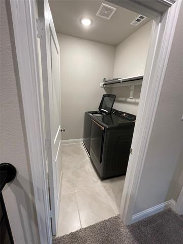 Building Photo - 560 Hutchinson Ln