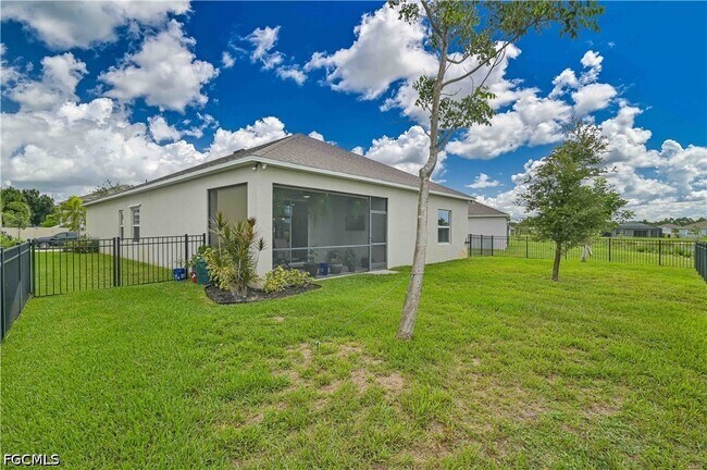 Building Photo - 8784 Cascade Price Cir