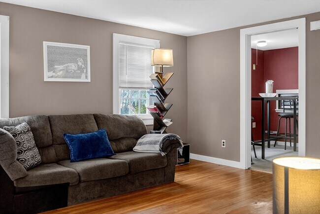 Building Photo - 30 Brookhaven Rd