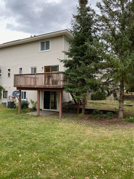 Primary Photo - 8913 Forestview Ln N