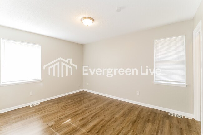 Building Photo - 1109 NE 9th St Terrace