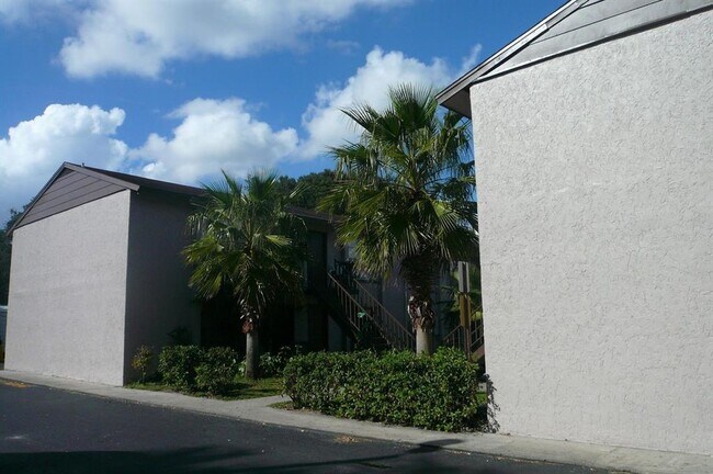 Building Photo - 1347 Baywatch Loop